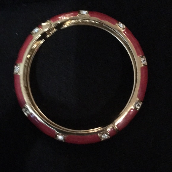 Red bracket with crystal for small wrist - Picture 3 of 4
